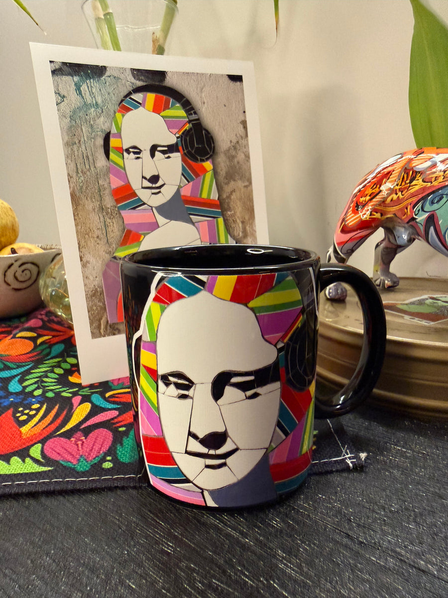 COMBO 4: Fine Art Colecionável + Caneca Colecionável Mona DJ